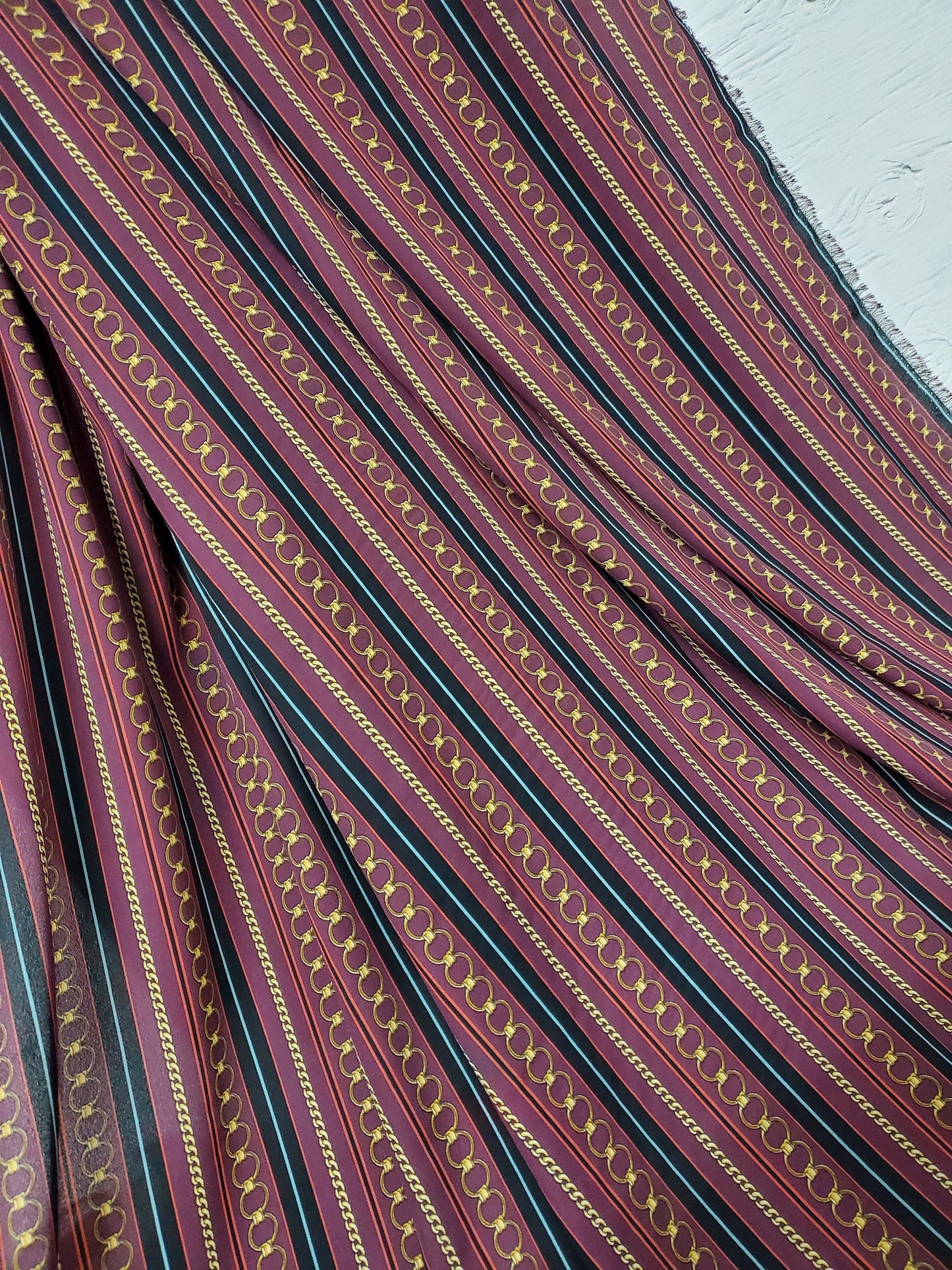 ad chiffon/Georgette 58 inches wide chains design fabric by yard