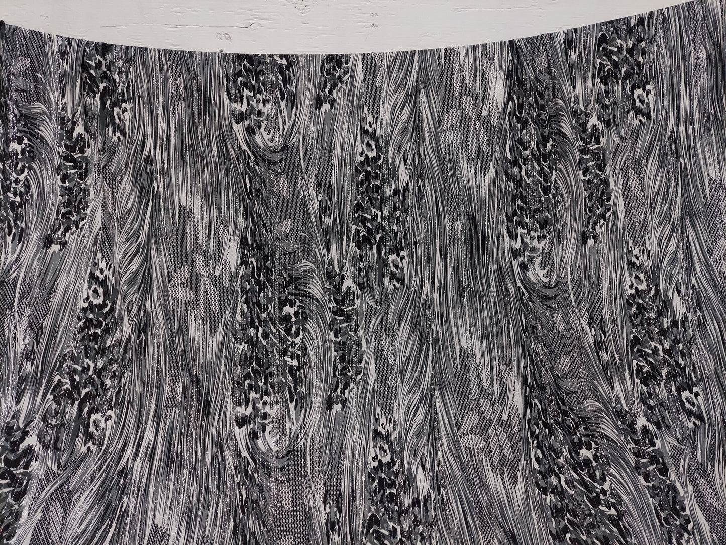 ad sparkling fabric animal print 4-way stretch 58 inches wide sold by yard